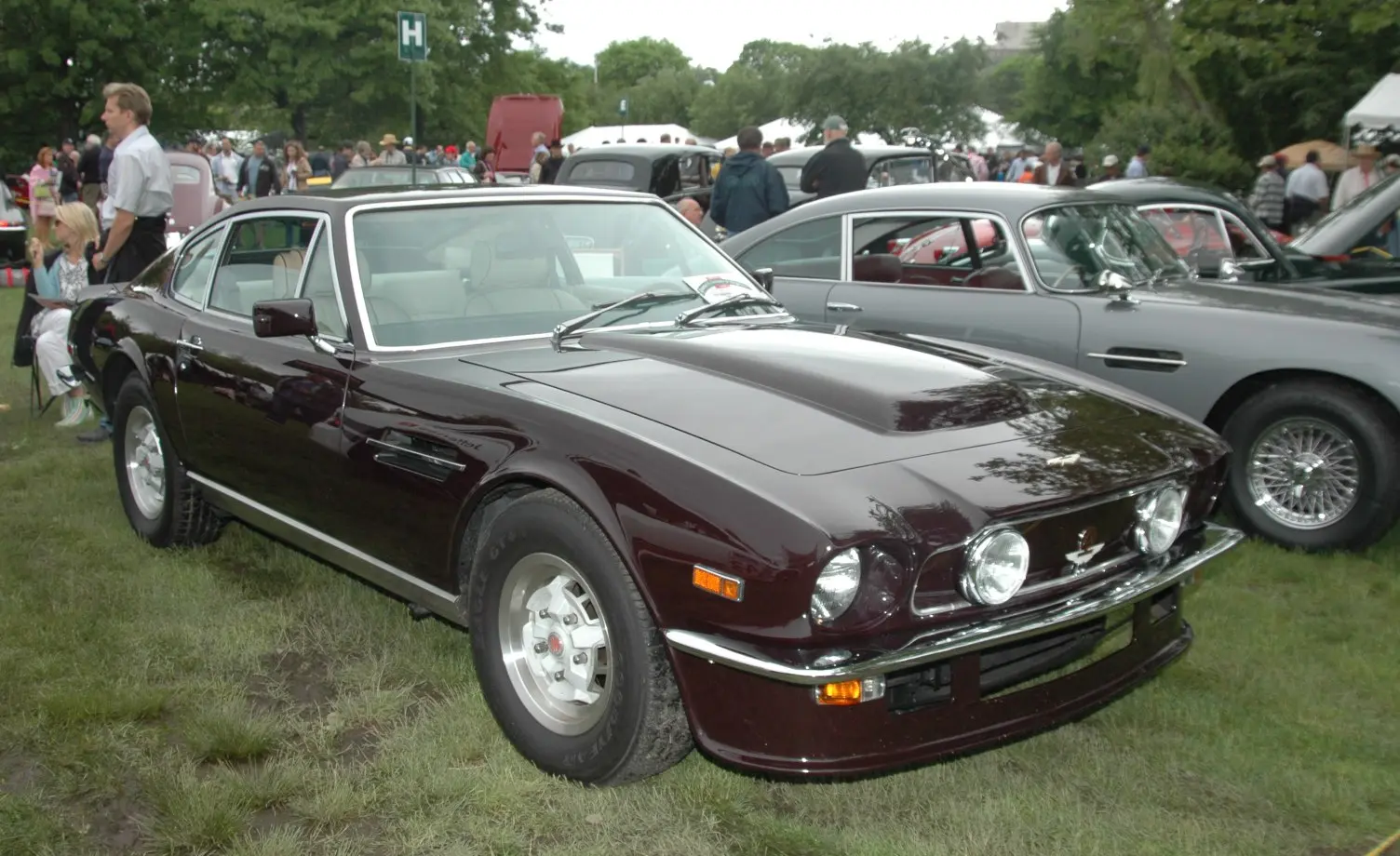 Aston Martin V8 Vantage