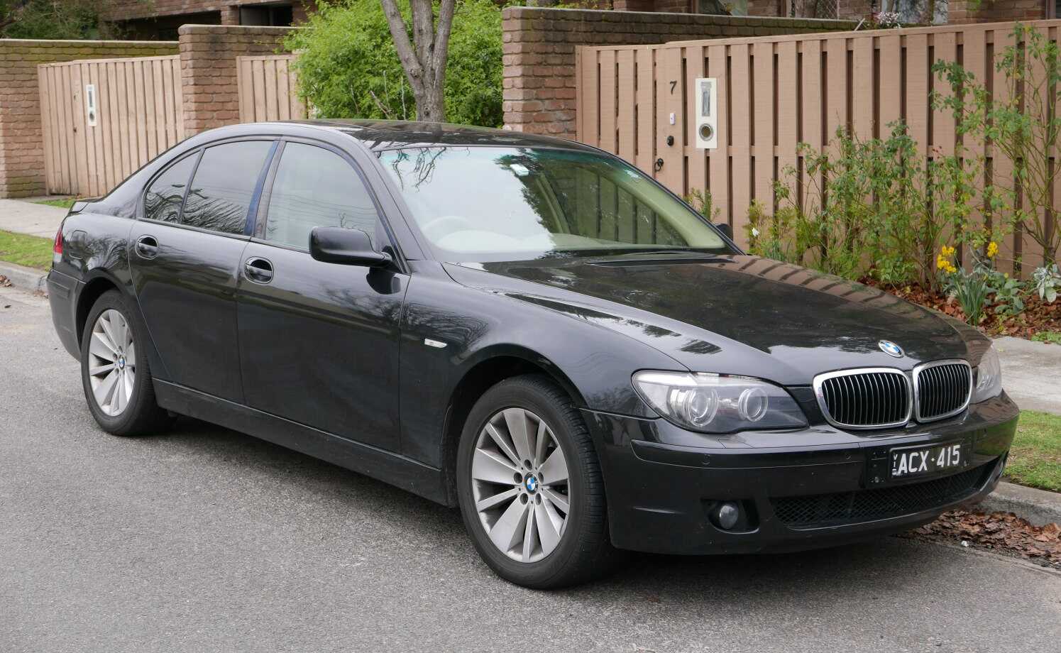 760i (445 bg) Steptronic