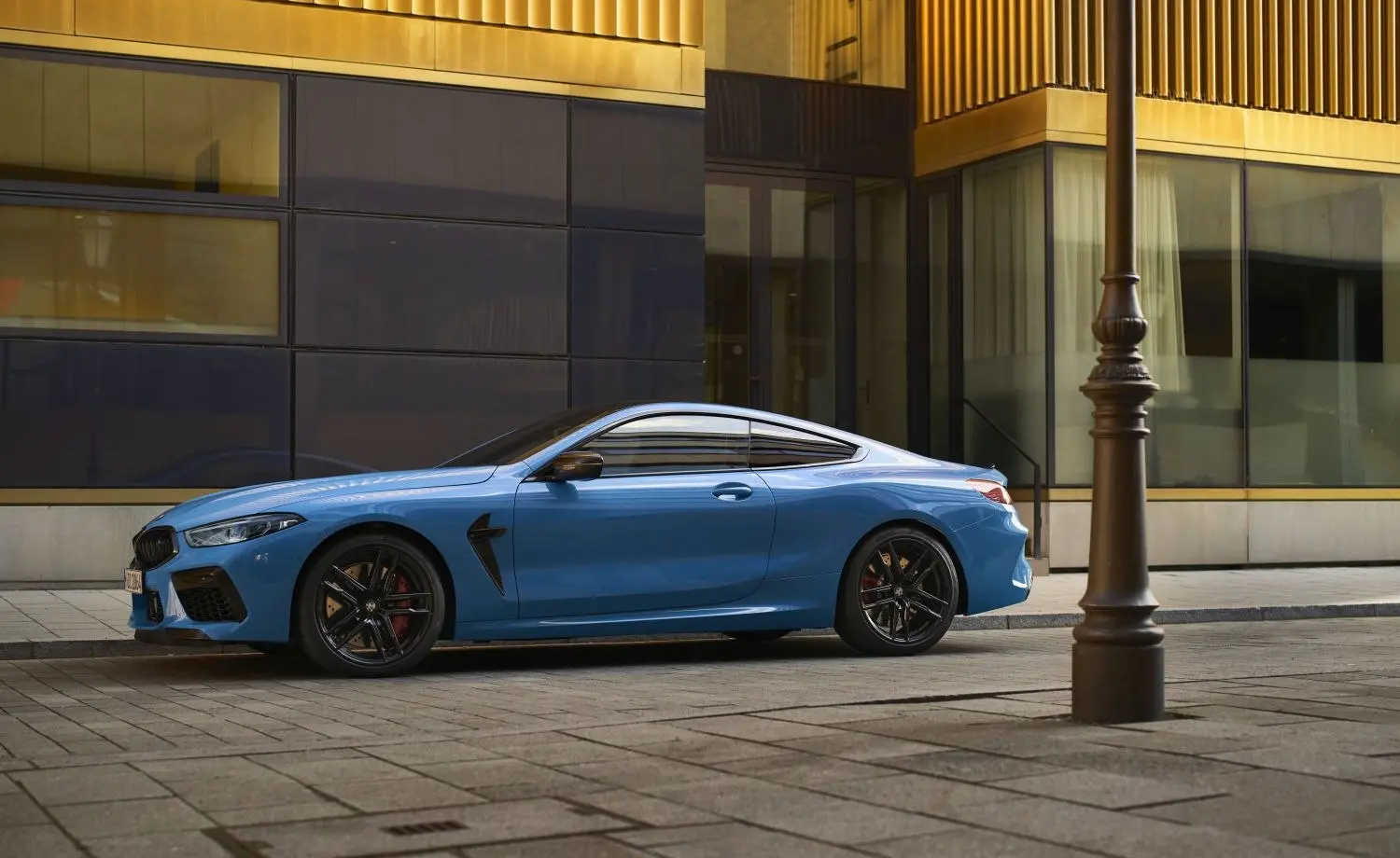 BMW M8 Coupe (F92, facelift 2022)