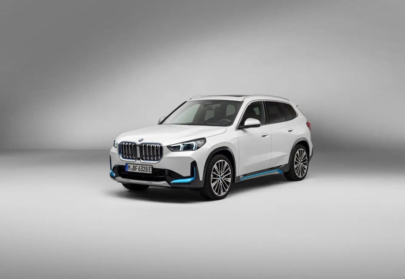 BMW iX1 (U11)