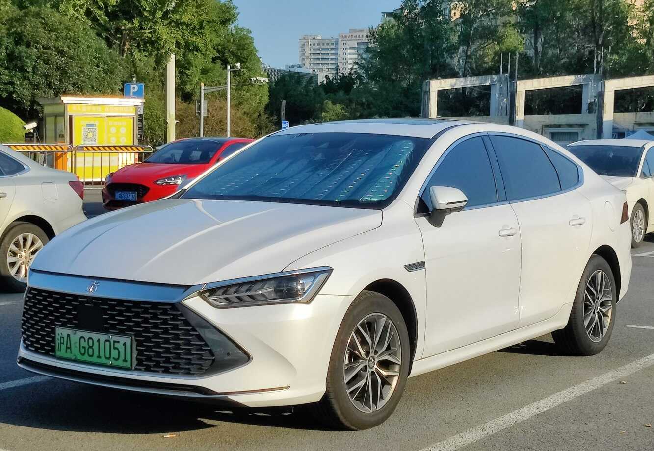 DM-i 1.5L 18.32 kWh (197 bg) Plug-in Hybrid E-CVT