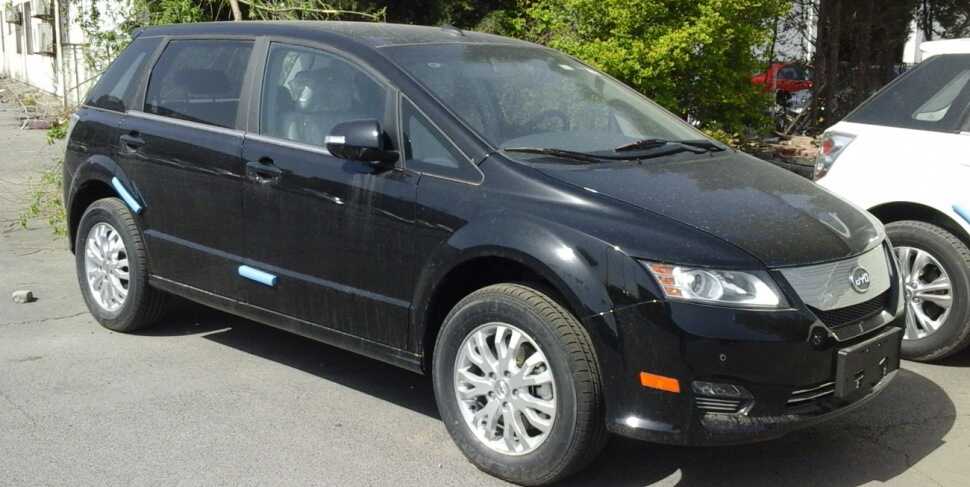 BYD e6