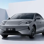 BYD’nin Yeni Ekonomik Elektrikli Sedan’ı e7 Bayilerde Göründü!