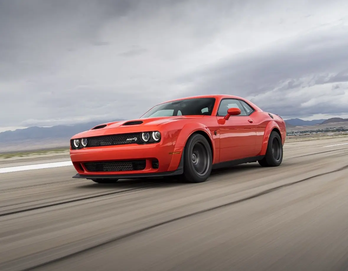 SRT Super Stock 6.2 HEMI V8 (807 bg) TorqueFlite