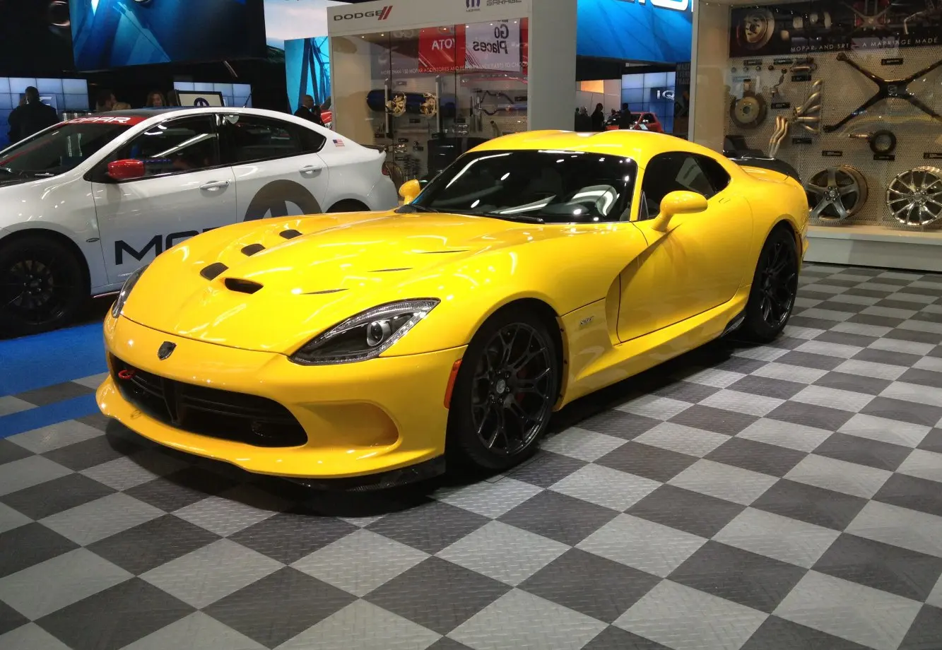 SRT 8.4i V10 20V (649 bg)
