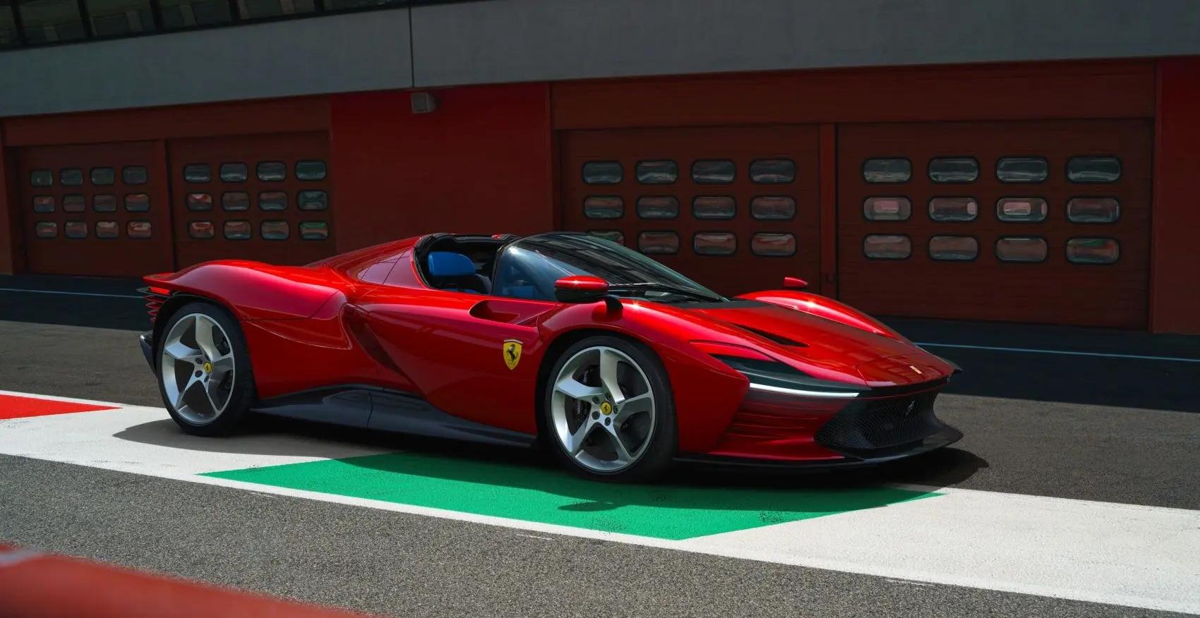 6.5 V12 (840 bg) F1 DCT