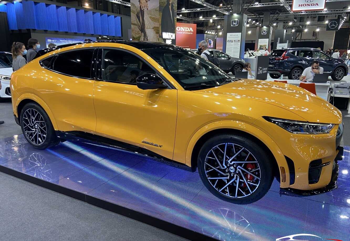GT 98.7 kWh (487 bg) AWD
