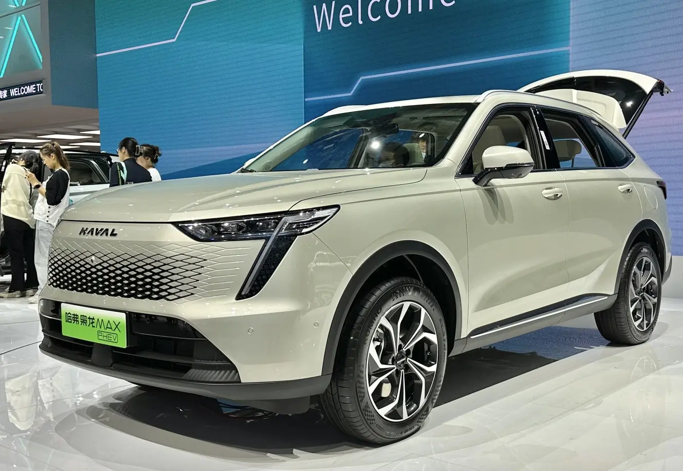 Xiaolong Max