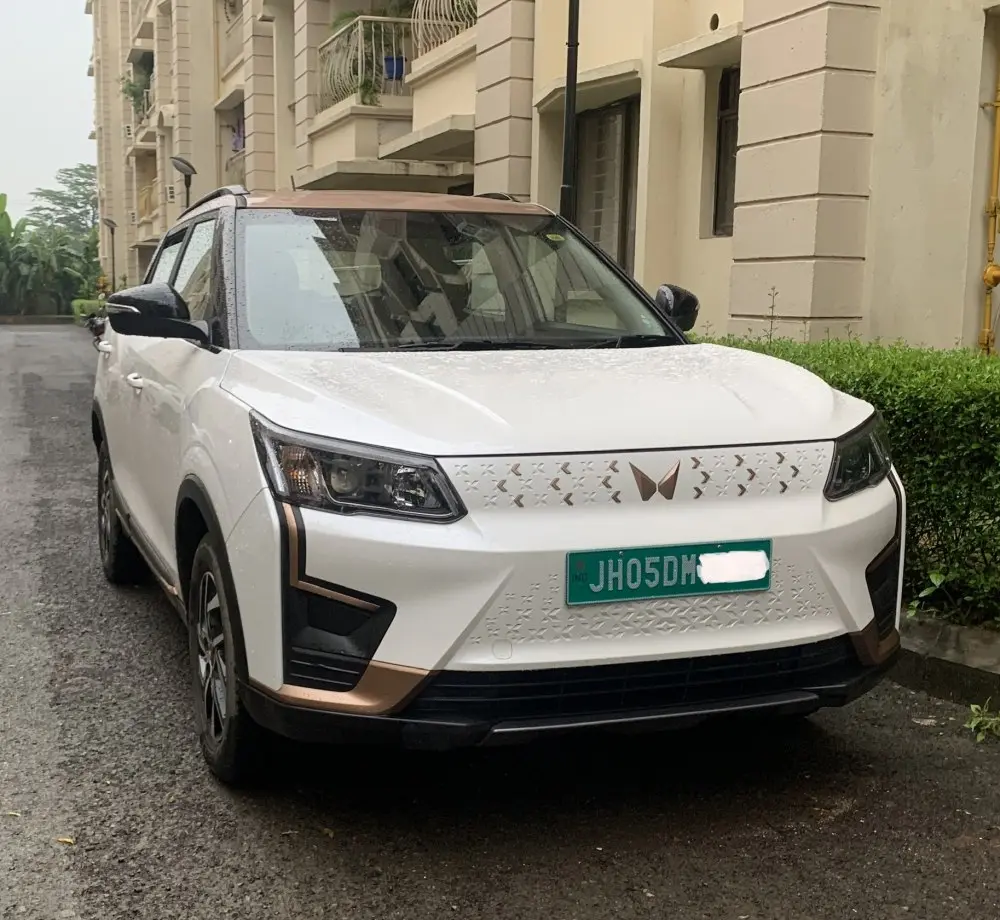 XUV400