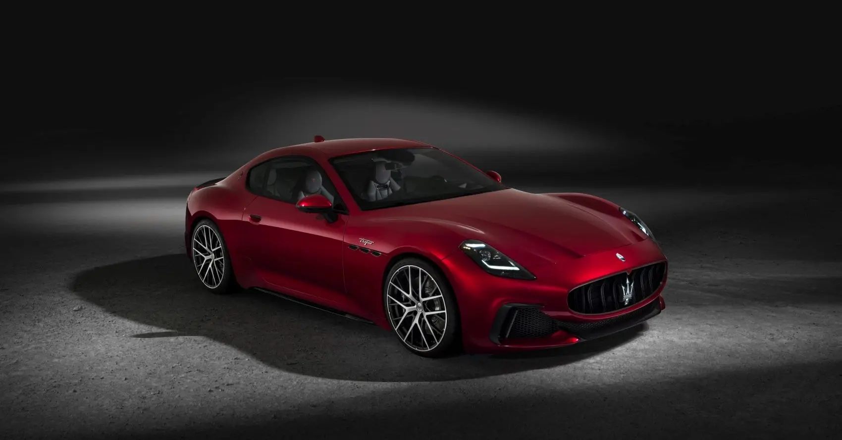 Trofeo 3.0 V6 (558 bg) AWD Automatic