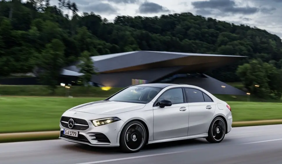 Mercedes-Benz A-Serisi Sedan (V177)