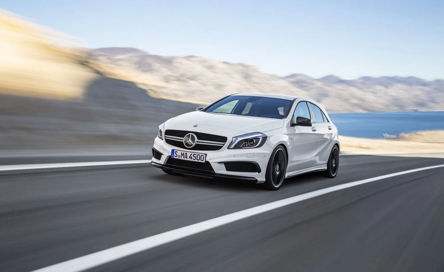 AMG A 45 (360 bg) 4MATIC AMG SPEEDSHIFT DCT