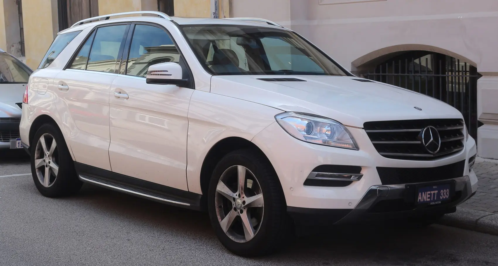 Mercedes-Benz M-Serisi (W166)