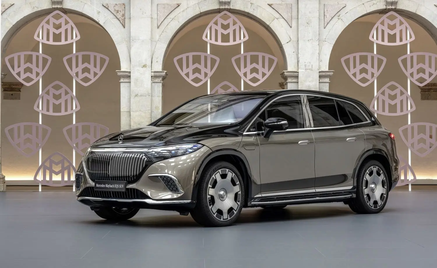 Mercedes-Benz Maybach EQS SUV (Z296)