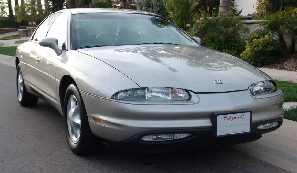 Oldsmobile Aurora I