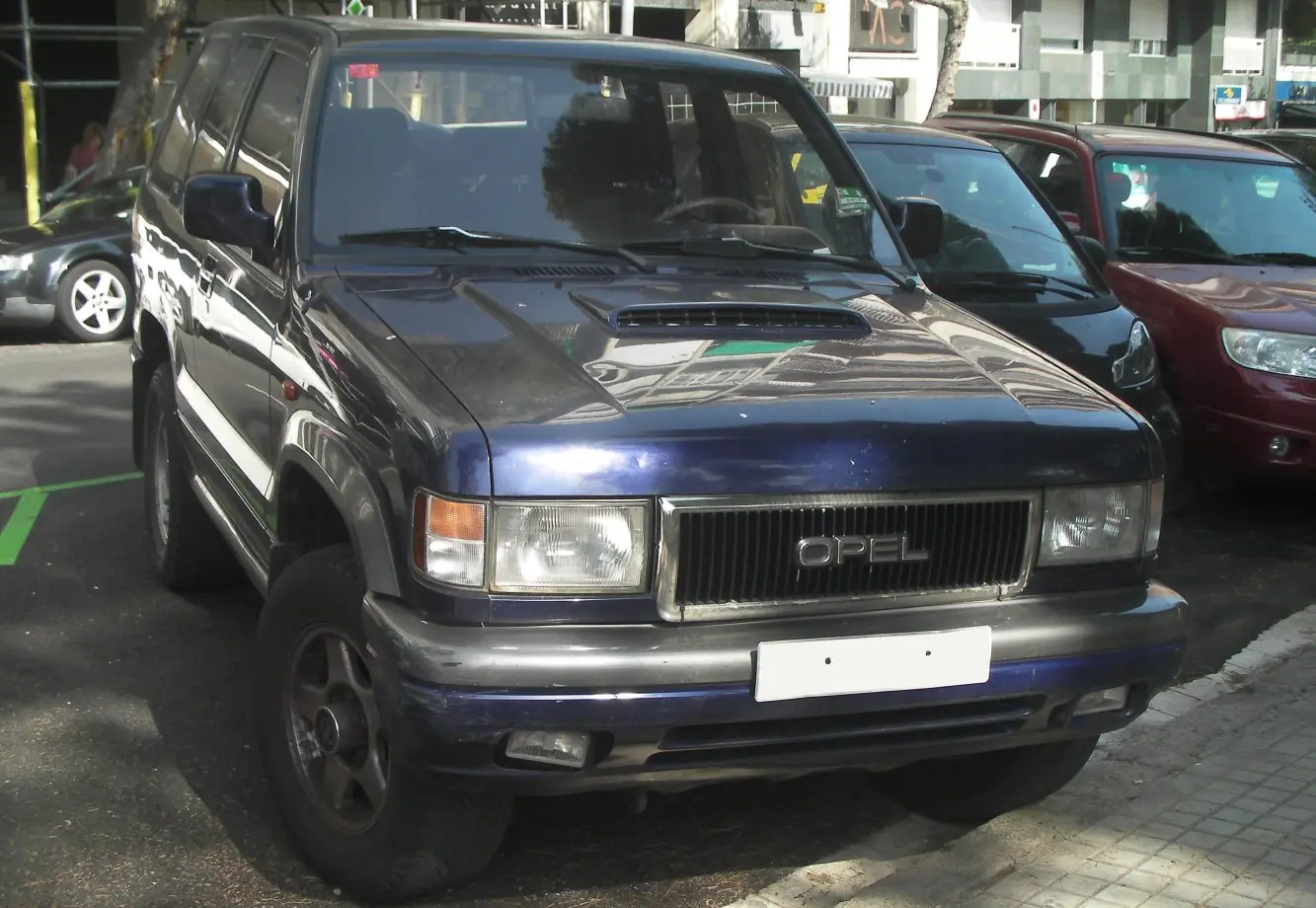 Opel Monterey