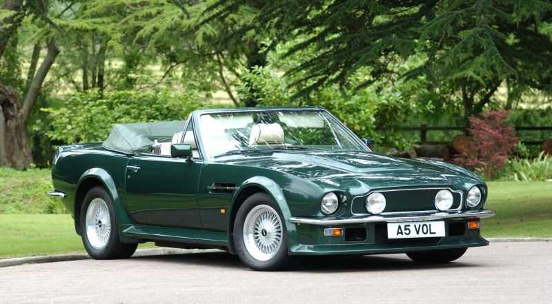 Aston Martin V8 Volante