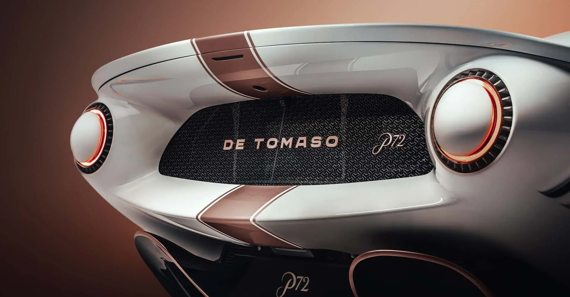 De Tomaso P72 Seri Üretim Versiyonu Ortaya Çıktı: Safkan İtalyan Güzeli Yollara Çıkıyor!