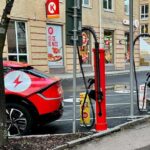 Benzin Pompası Yok: Avrupa’da Bir İlk! Sadece Elektrikli Araçlara Özel İstasyon Açıldı