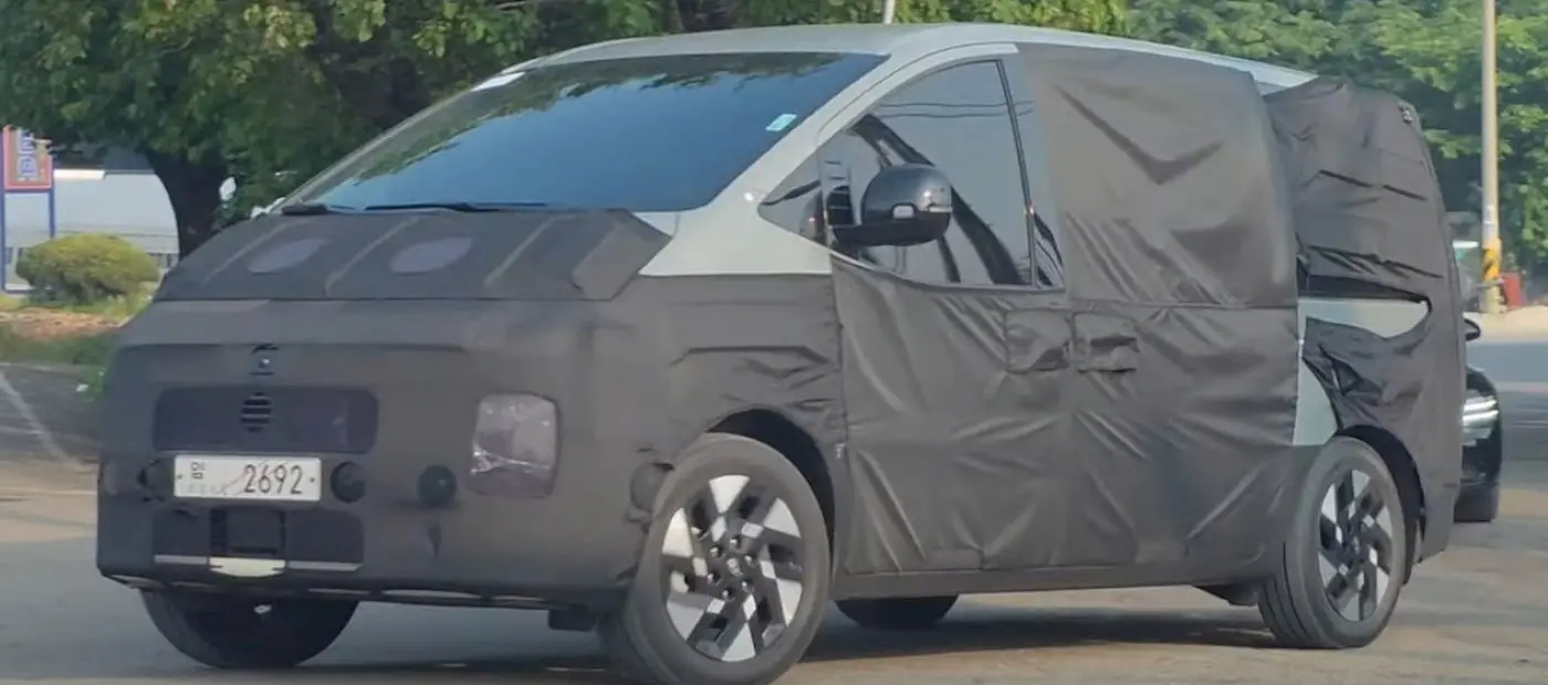 Hyundai Staria EV Test Edilirken Görüntülendi: Elektrikli Minivan Geliyor!