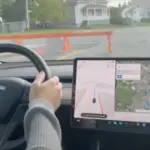 Tesla’nın Otonom Taksi Planına Engel: Texas’tan Erteleme Talebi