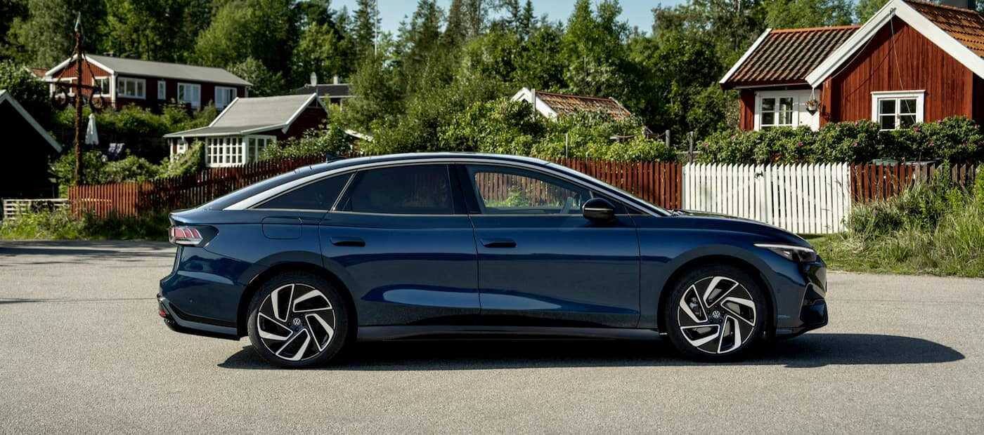 Almanya’da Elektrikli Araç Fırtınası: VW Grubu İlk 10’a Damga Vurdu!