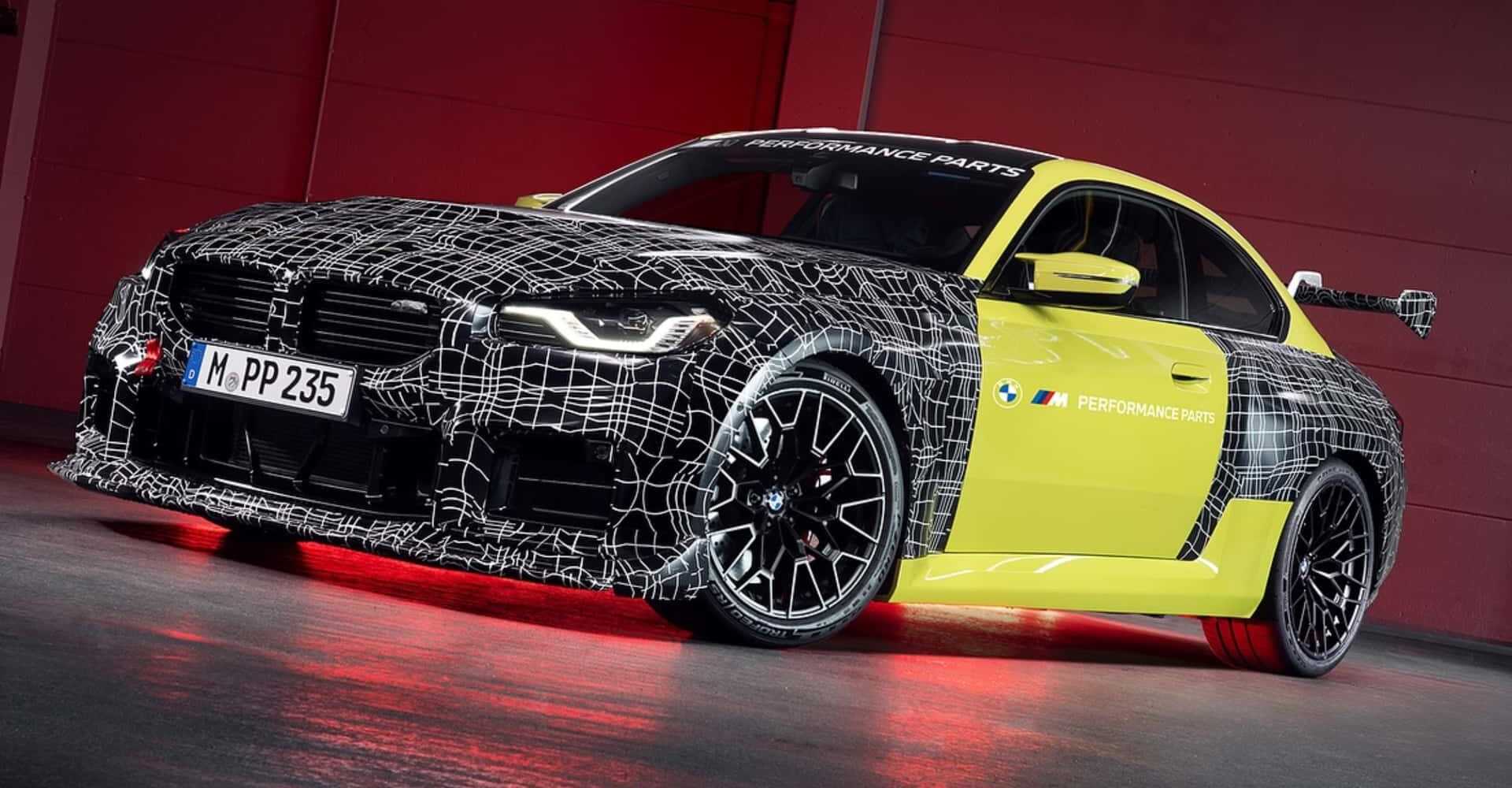 BMW M2’ye Pist Paketi Geliyor: Yola Çıkmaya Hazır Performans Canavarı!