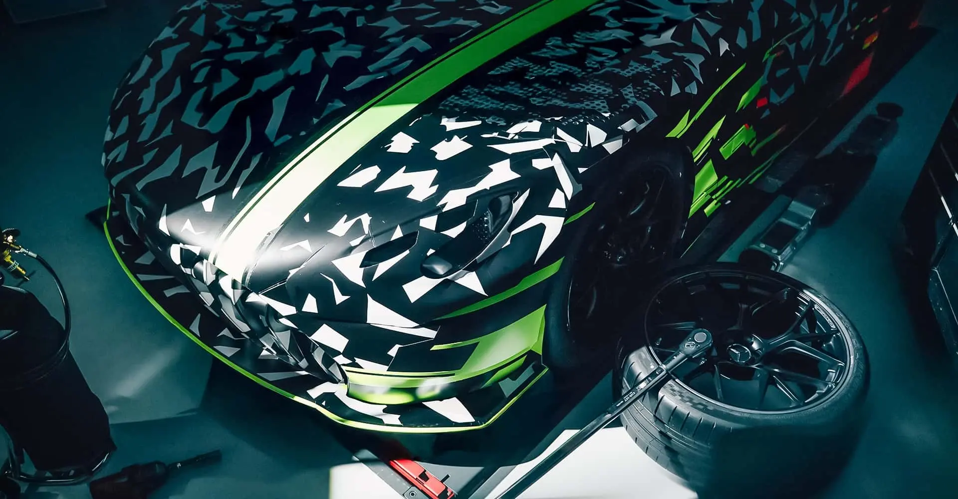 Mercedes-AMG’den V8 Güçlü Yeni Canavar: GT Track Sport Yolda!
