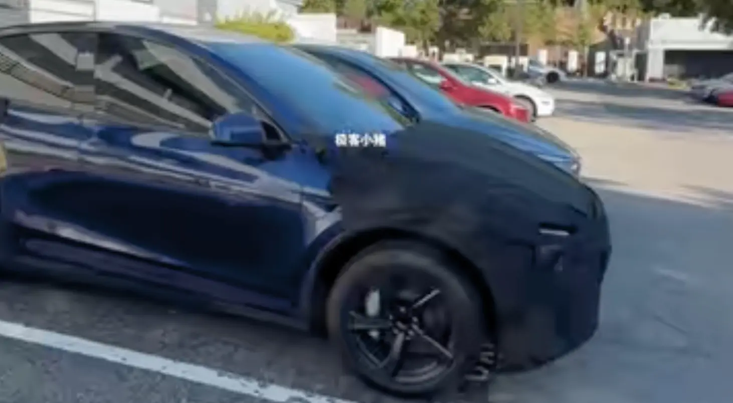 Tesla’nın ‘Daha Uygun Fiyatlı’ Modeli Görüldü: Model Y’nin Sadelik Hali Mi Geliyor?