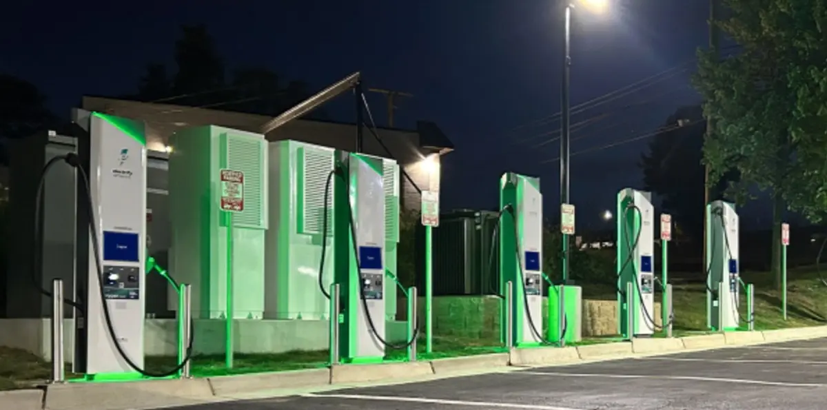 Elektrikli Aracınız Şarj Olurken Yanında Tavuklu Menünüzü de Kapın!