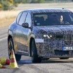 BMW’den Tesla’ya Büyük Gövde Gösterisi: Yeni iX3 ile Şarj Süresi Tarihe Karışıyor!