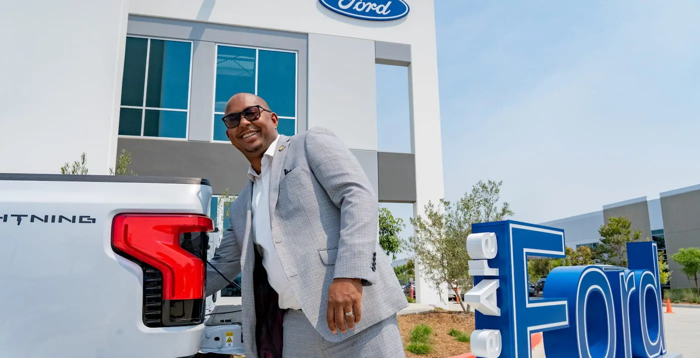 Ford’dan Dev Tesla Hamlesi: Elektrikli Pickup’lar Kaliforniya’da Şekillenecek!