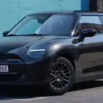 MINI’den Çarpıcı Yenilik: Cooper ve Aceman “Monochrome” ile Siyah Beyaz Şıklık!