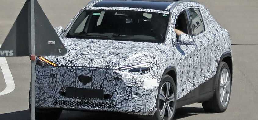 Mercedes’ten Yeni GLA: Sınıfının Ötesinde Elektrikli Güçle Göz Kamaştıracak!