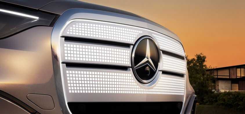 Mercedes’ten Devrim Yaratan Tasarım: Yeni GLC’nin Aydınlatmalı Izgarası Göz Kamaştırıyor!