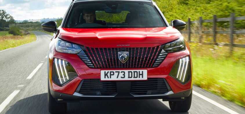Peugeot 2008 GT Premium: Giriş Seviyesi Fiyatına Üst Donanım Lüksü!