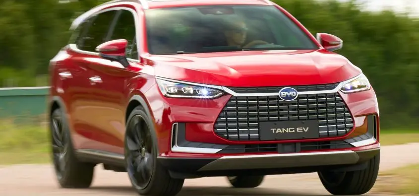 BYD Avrupa Pazarına Bomba Gibi Geliyor: 7 Koltuklu SUV ve Yeni Plug-in Hibritler Geliyor!