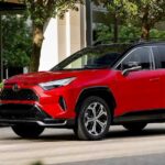 Toyota’nın Fabrikaları Yetişemiyor: Talep Karşılanamıyor, Hibritlere Yoğun İlgi!