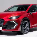 Küçük Otomobillerin Vazgeçilmez Gücü Geri Döndü: Yeni Renault Clio Yeniden Sahneye Çıkıyor!