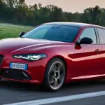 Alfa Romeo Giulia Yollarda Kalıyor: 2027’ye Kadar Üretim Devam Edecek!
