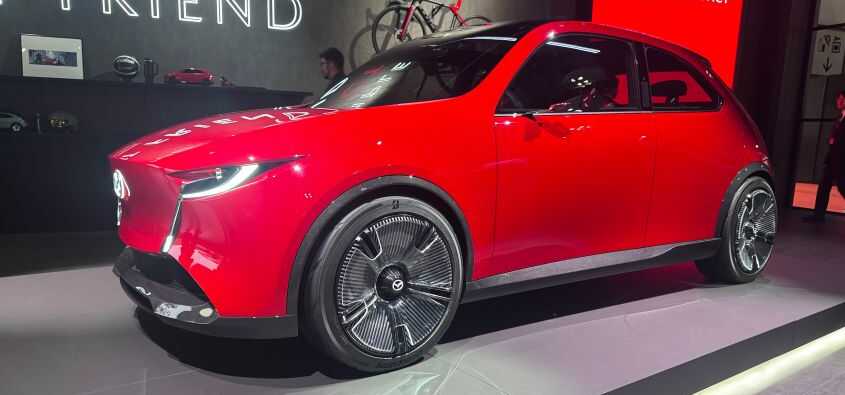 Mazda’dan Yeni Sürpriz: Küçük Otomobiller Ölmedi, Yeni Mazda 2 Yolda!