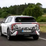 Kia’dan Sürpriz: Yeni Elektrikli Model ‘CB’ Yolda! Türkiye Piyasasına Yeni Soluk Getirecek mi?
