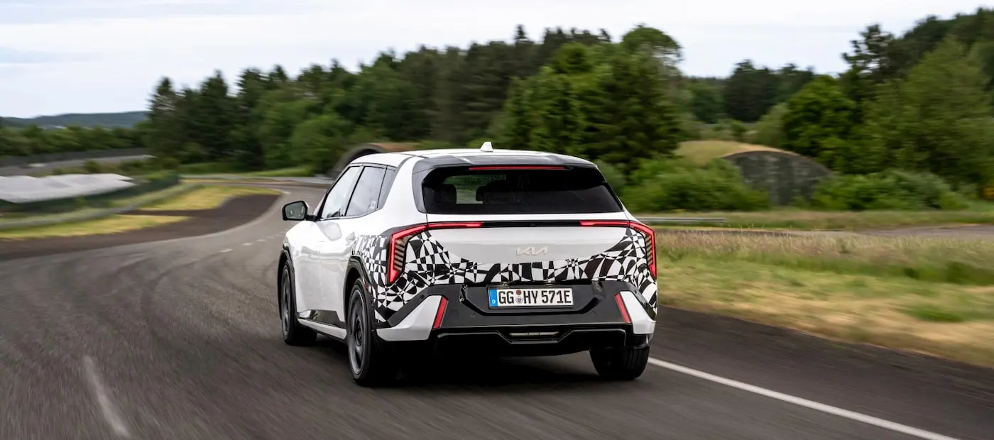 Kia’dan Sürpriz: Yeni Elektrikli Model ‘CB’ Yolda! Türkiye Piyasasına Yeni Soluk Getirecek mi?