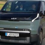 Tek Şarjla Rekor Kırdı! Kia PV5 Elektrikli Van 693 km Yol Katetti!