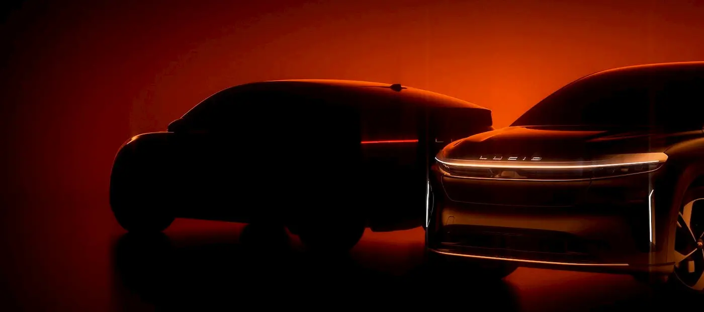 Lucid’dan Otomotiv Sektörünü Sarsacak Adım: ‘Zihin Kapalı’ Otonom Sürüş Geliyor!