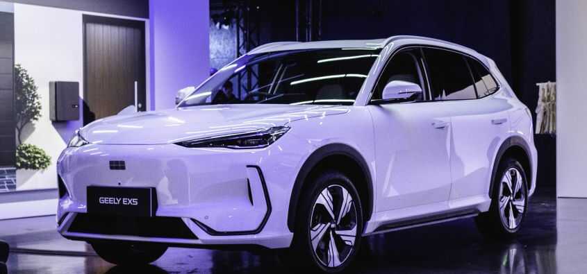 Çinli Devlerden Türkiye Pazarına Bomba Giriş: Geely EX5 SUV’a Cazip İndirimler!