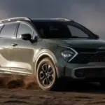 Kia’da Şaşırtan Farklılık: Toplam Satışlar Rekor Kırıyor, Elektrikli Modeller Düşüşte!