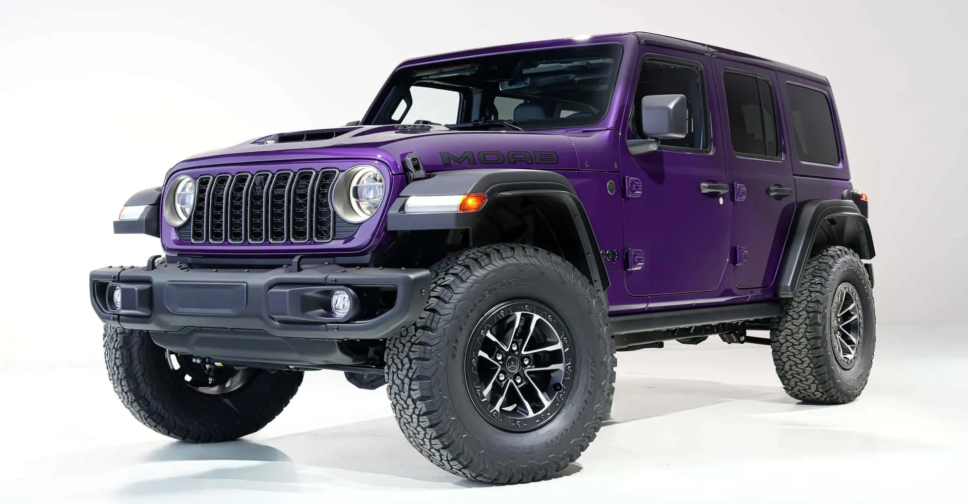 V8 Motorlu Jeep Wrangler 2026’da Geri Dönüyor: Hem De Çok Daha Uygun Fiyata!