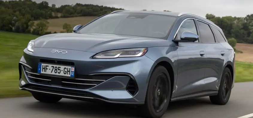 BYD Seal 6 PHEV Türkiye’de Devrim Yaratıyor: BMW 3 Serisi’nden 14.000 Euro Daha Uygun Fiyatlı!