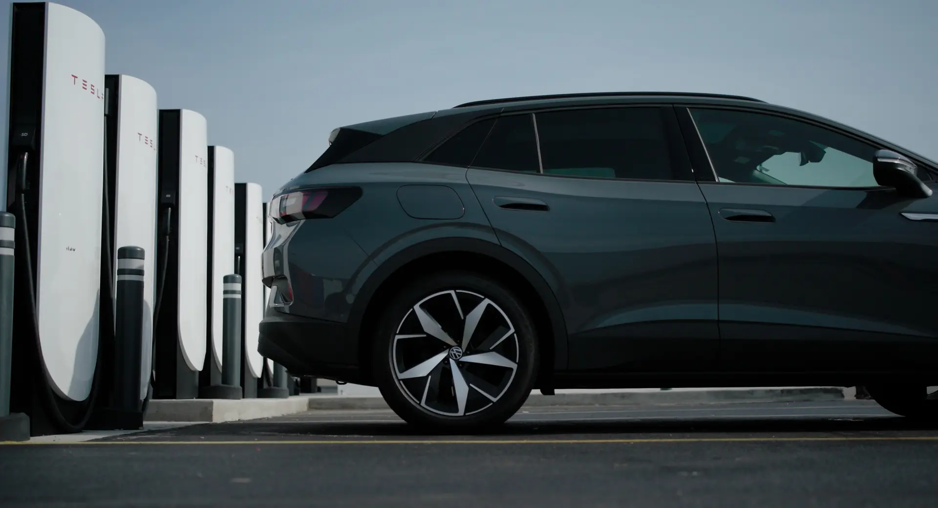 Volkswagen Elektrikli Araçları Tesla Supercharger Ağında! Beklenen Gün Geldi!